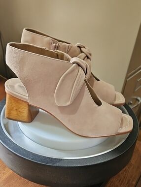 Bernardo Cream Suede Knot Slingback Block Heels
